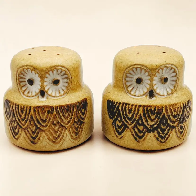 Vtg Boho MCM Rustic Owl Pottery Craft USA Ceramic Salt & Pepper Shakers