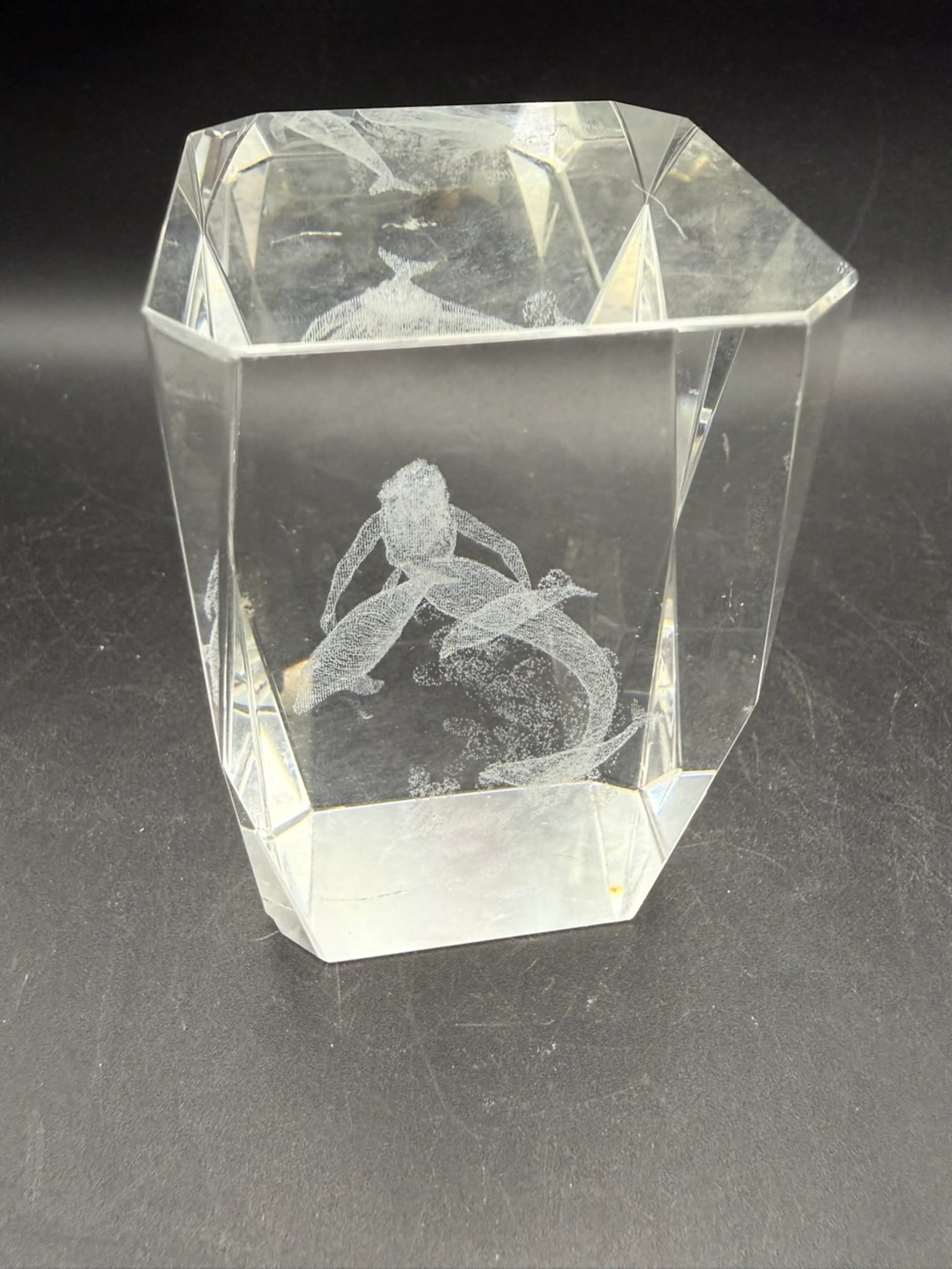 Image 2 of 6