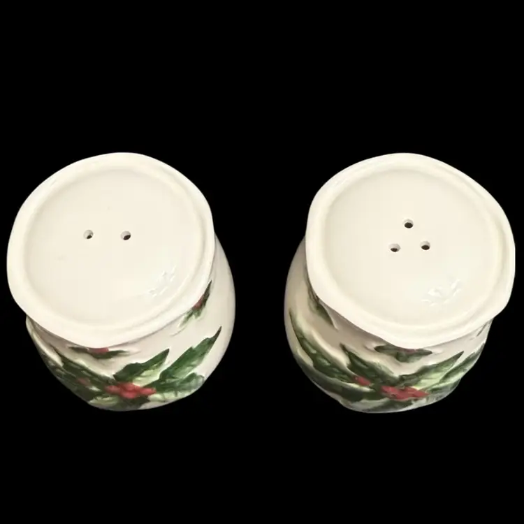 Vintage Otogiri Christmas Holly Berries Salt and Pepper Shakers Signed -