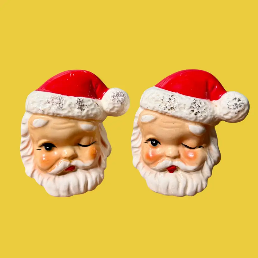 Vintage MCM JAPAN Winking Santa Salt & Pepper Shaker Set, Kitsch Christmas