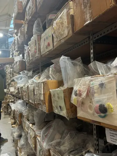 Live In London Deadstock Jewlery Warehouse 