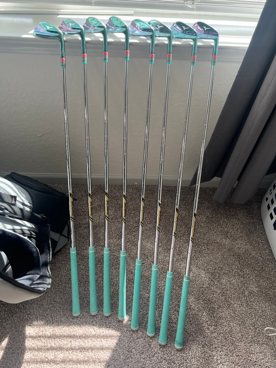Stacked Golf · Graphite Design Tour AD IZ 6 Extra Stiff 44.375