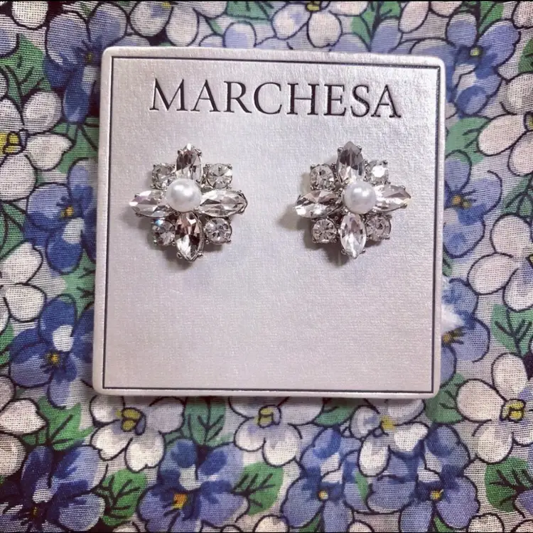 Marchesa Earrings in Silver with Crystal & Pearls