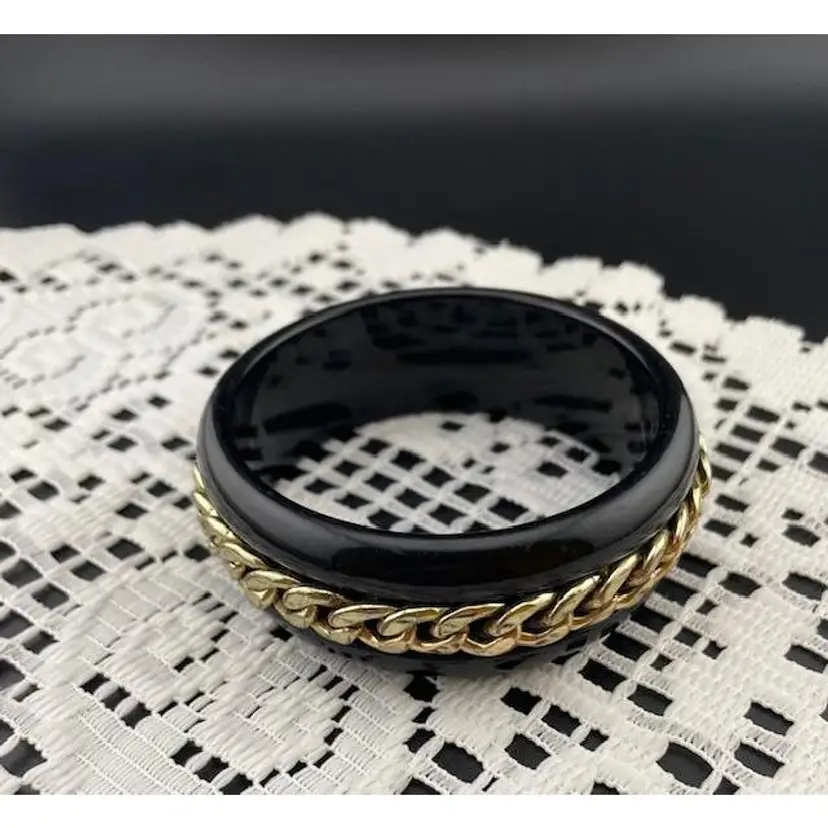 Vintage Black Lucite and Gold Chain Bangle Bracelet 1980's