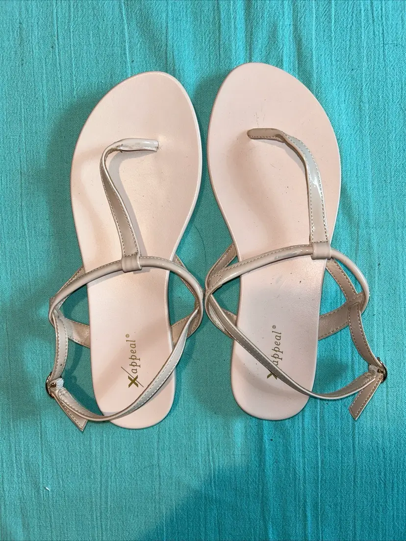 Xappeal Womens Coachella Flat Sandal Shoes Pink Size 9