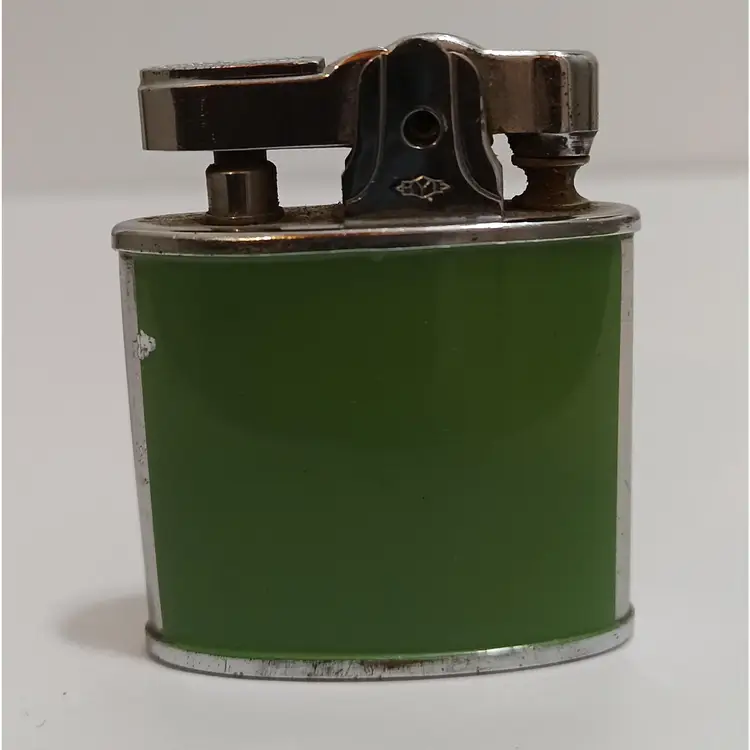 Vintage Omega Super Lighter Depicting Kittens