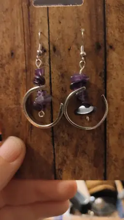 Purple curl tine earrings