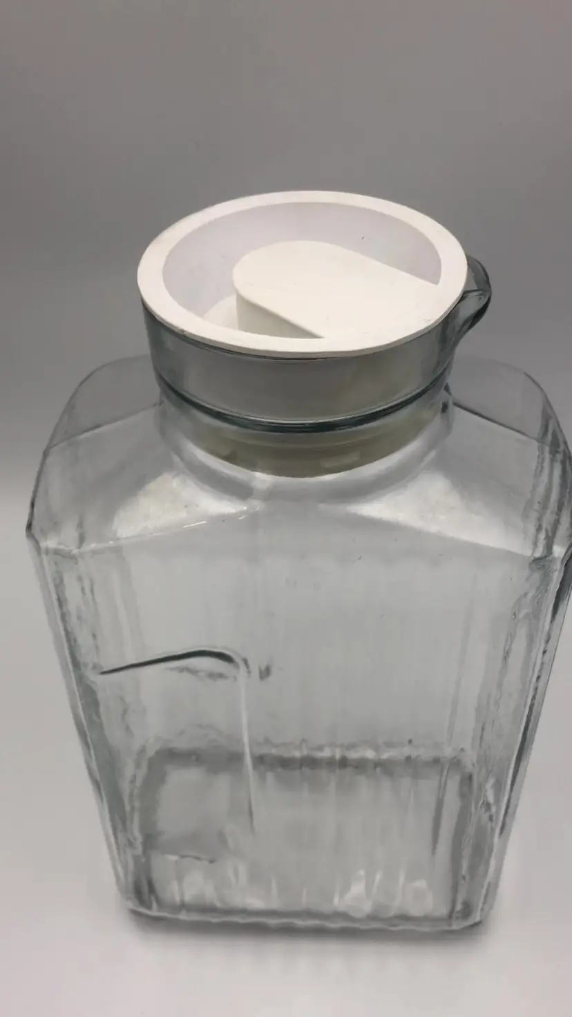 Anchor Hocking Glass Bistro Pitcher with White Stopper Clear 80 fl oz | 2.5 QT