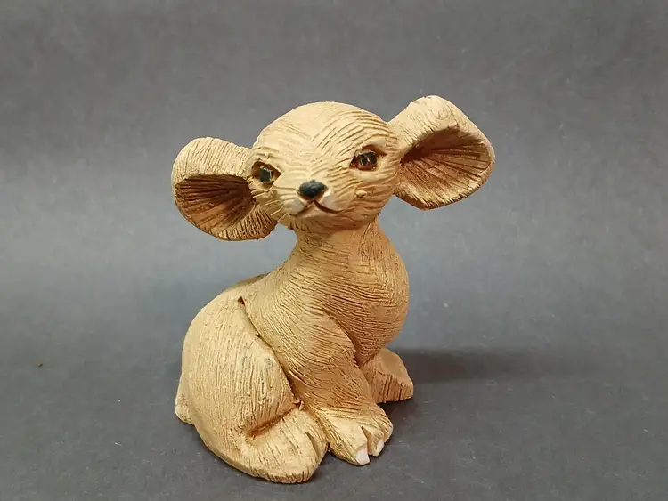 Artesania Rinconada Chihuahua Figurine