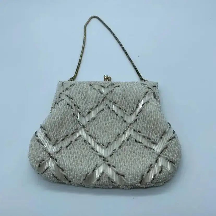 #2515 Vintage 1960s Duval HK Beaded Bridal Evening Purse White Silver