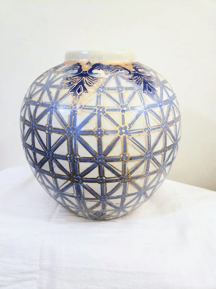 Blue & Gold Art Nouveau creamware floor vase 7" tall, 4" round top