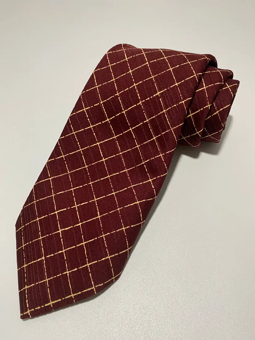 Vintage  Richwood Collection Burgundy & White Square Line Tie Polyester 57" x 4"