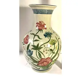 Signed Andrea by Sadek Vase 6603 Handed Painted Porcelain 12.5” Floral Flowers Japan