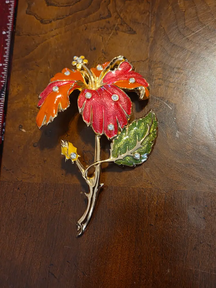 Vintage Barrera for Avon Brooch