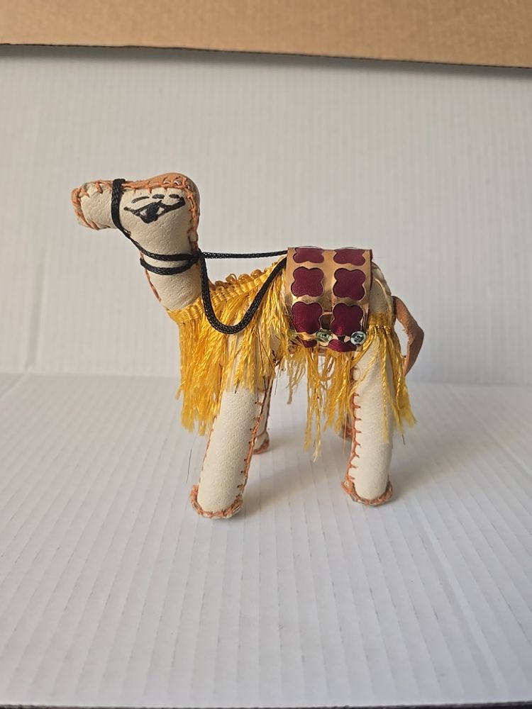 Vintage Handmade Camel Figurine – Leatherette & Fabric with Tassel Saddle – 6″
