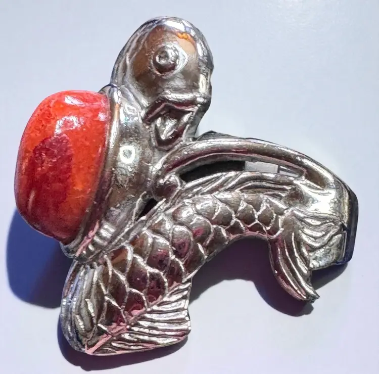 Sterling Silver Koi Fish Coral Cabochon 925 Ring - Signed BBJ - Size 8