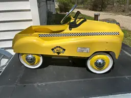 Antique/Vintage-Taxi Cab Metal Pedal Car