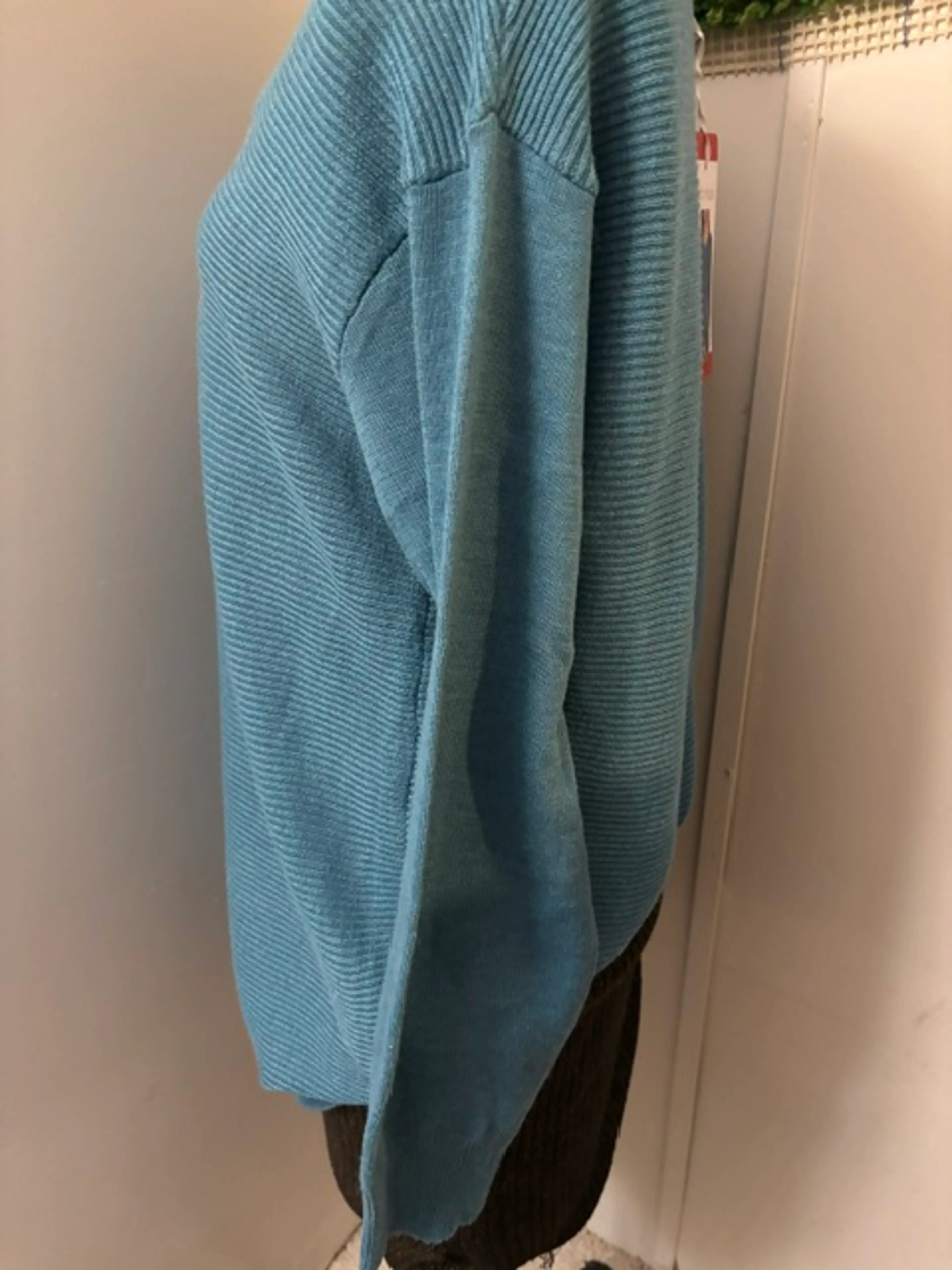 Image 2 of 5