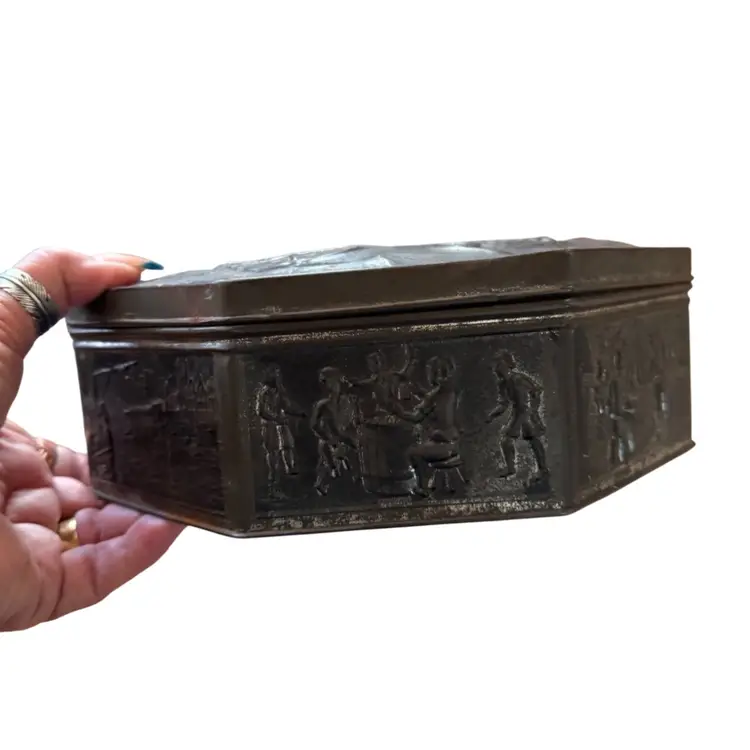 Victoria Biscuit Company Dordrecht Holland Tin With Ship 1950s