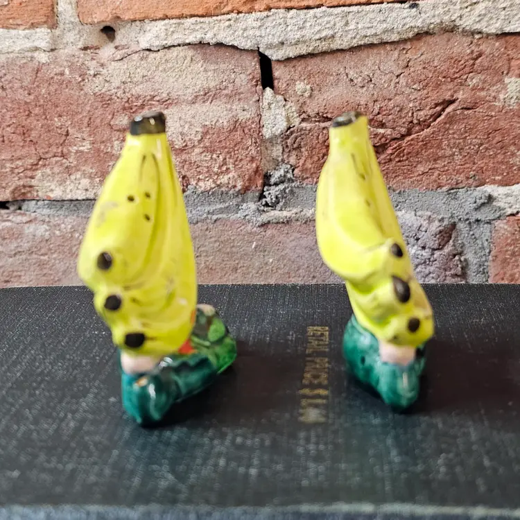 Anthropomorphic Banana Man Salt and Pepper Shakers Made in Japan