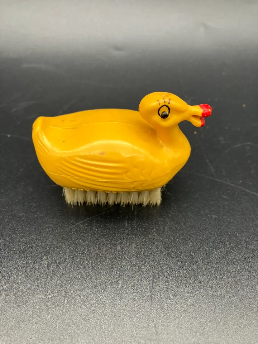 BIN - Vintage Yellow Plastic Lucky Duck Nail Brush  Kent England 2.25”