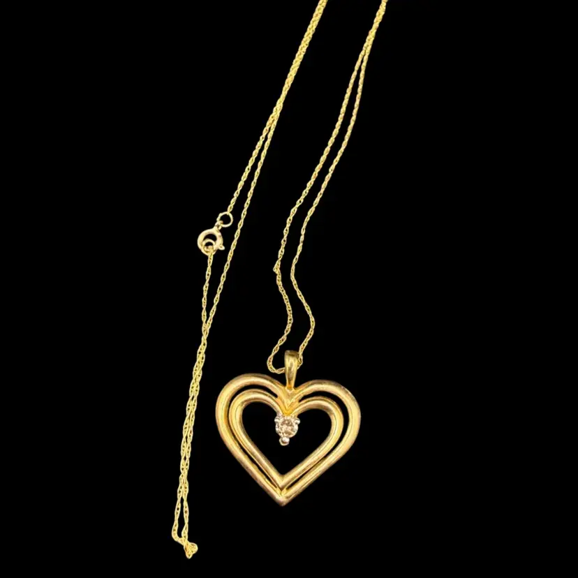 Vintage 10K Yellow Gold Diamond Heart-Shaped Pendant & Necklace 18" 2.5g