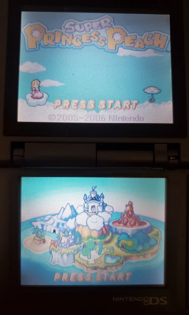 Super Princess Peach Video Game Cartridge Nintendo DS