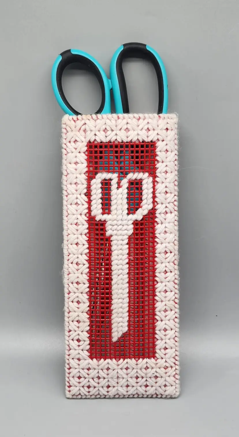 Vintage Handmade Red and White Striped Plastic Canvas Art Scissors Holder NWOT