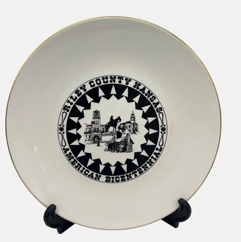 Vintage 1976 Riley County Kansas American Bicentennial Souvenir Plate 10.25"