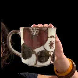 #75 Raid Special: Speckled Pottery Rust Colored Flowers 3.5”