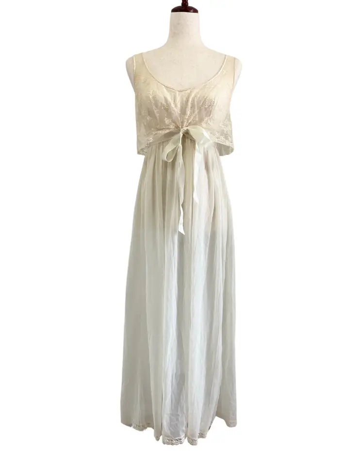 Vintage Hollywood Vassarette Cream Lace Midi Maxi Length Nightgown Size 36 0599B