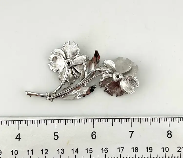 Vintage Silver Tone Coro Flower Brooch 3.25”x 2“