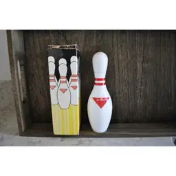 Avon Bowling Pin Decanter Wild Country After Shave with Orig Box