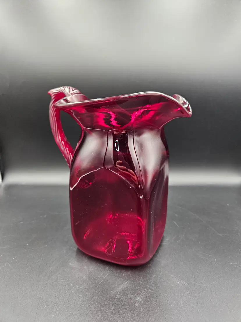 Joe Deanda Dollywood Glass Blower Red Handled Pitcher Signed