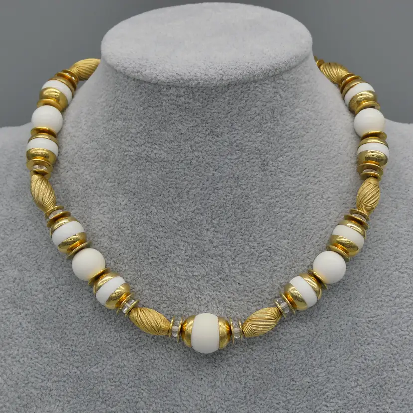 Designer 60's White Beaded Choker Necklace Gold Tone Textured Polished Marked 15.5"
