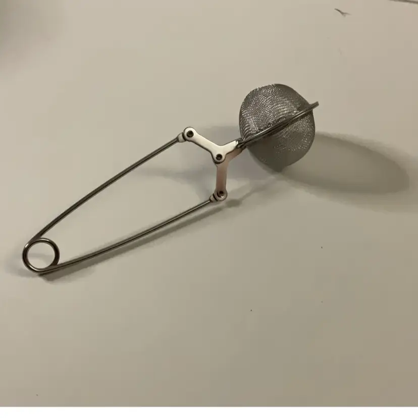 Tea Infuser Spring Open