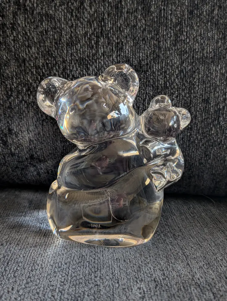 Vtg Orrefors Sweden Koala Bear and Cub clear glass paperweight, Skald Club 1991