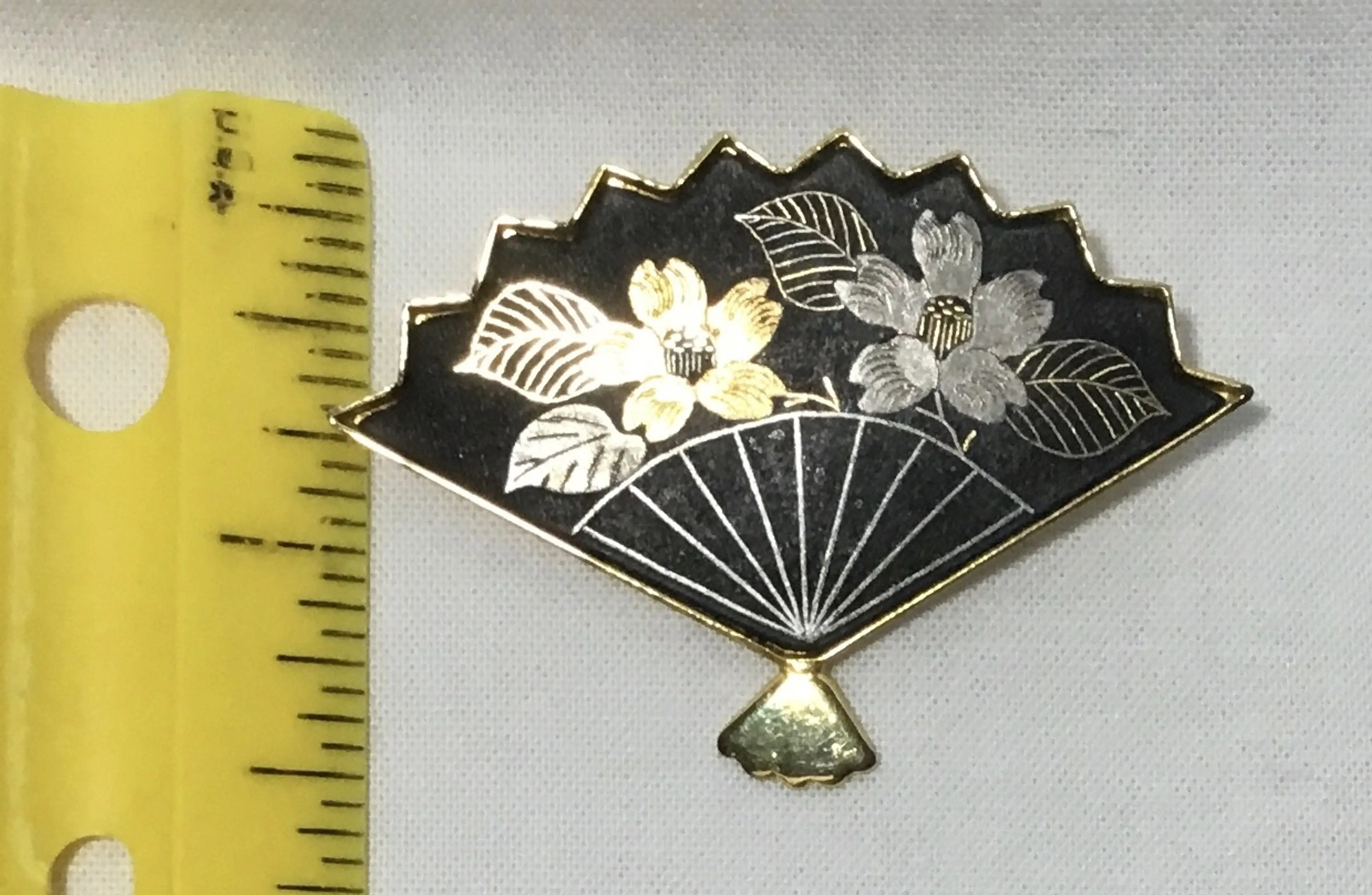 Image 4 of 4