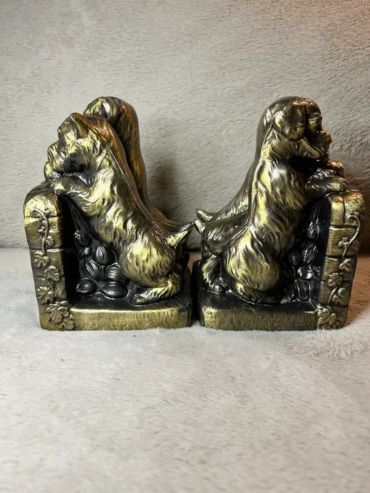 Vintage Goldtone Cast Metal Scotty Terrier Doggies  Bookends