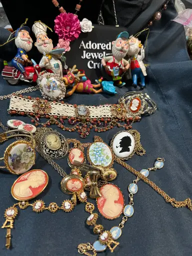 Cameo Celebration  With Adored 