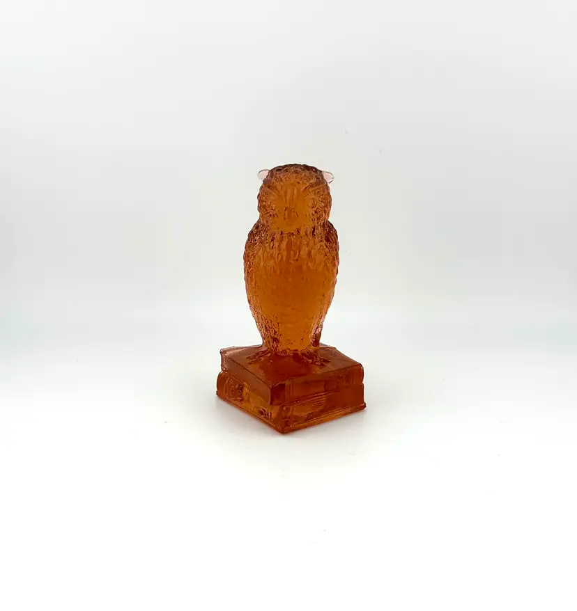 Vintage Degenhart Wise Ole’ Owl Honey Amber Glass Figurine 1.5“x 1.75”x 3.75”
