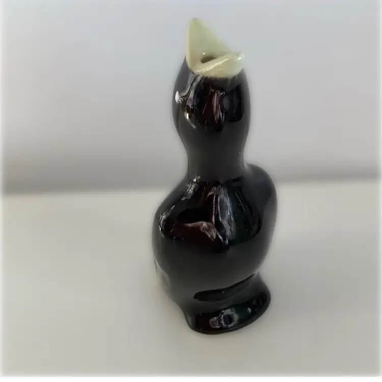 Vintage Blackbird Pie Bird 4” Tall