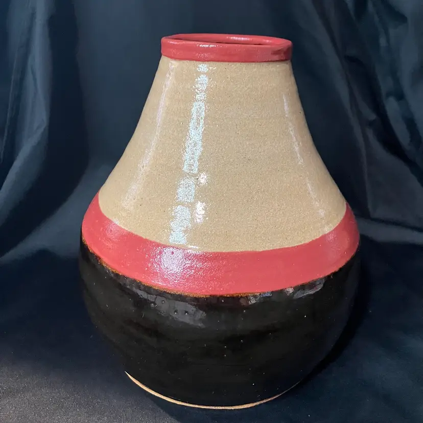 Hand Thrown Stoneware Studio Art Pottery Vase Beige Black w/ Red Stripe 7” (2002)