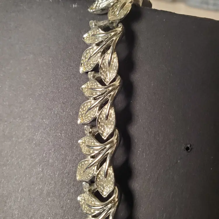 Silvertone Leaf Necklace by Star