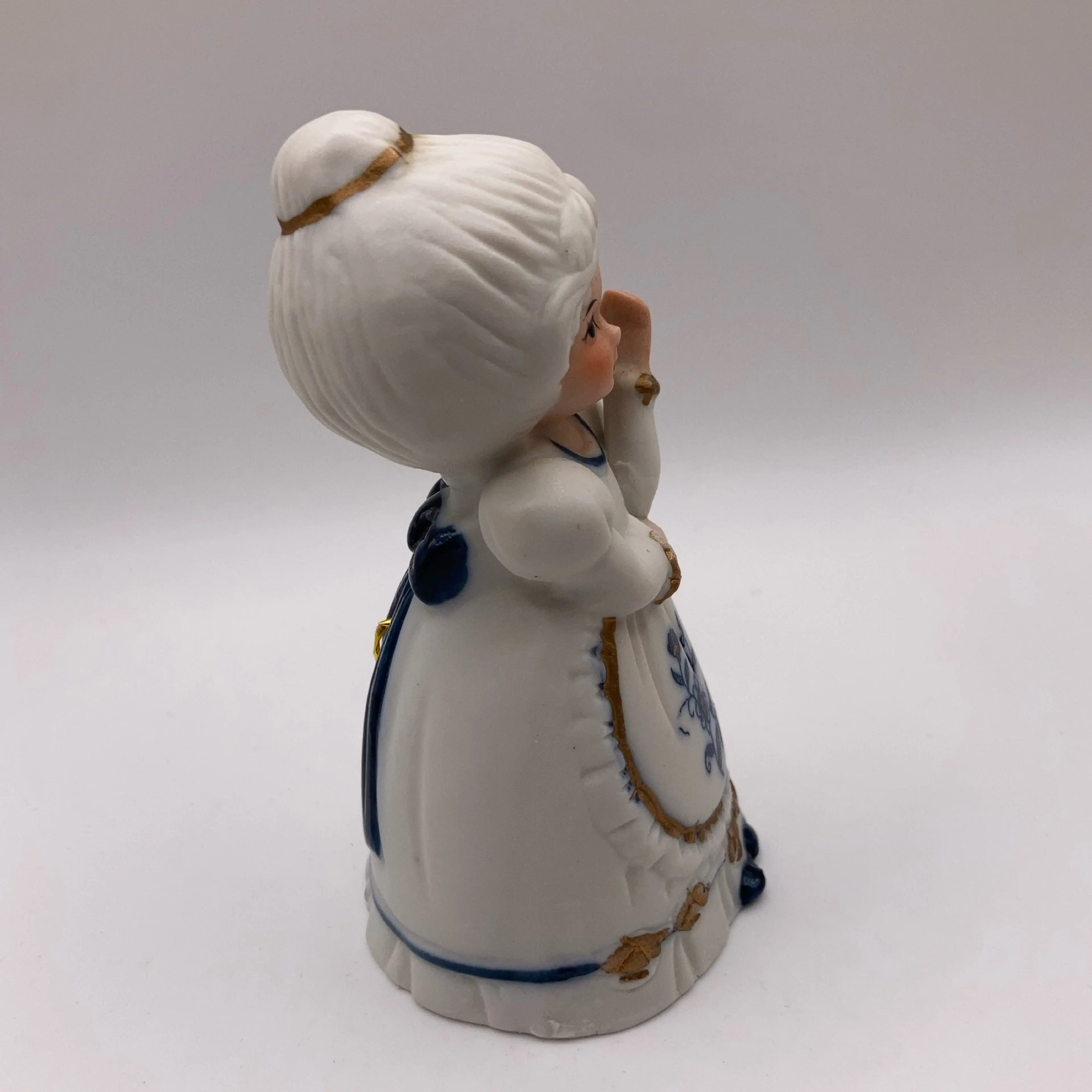 Image 2 of 8