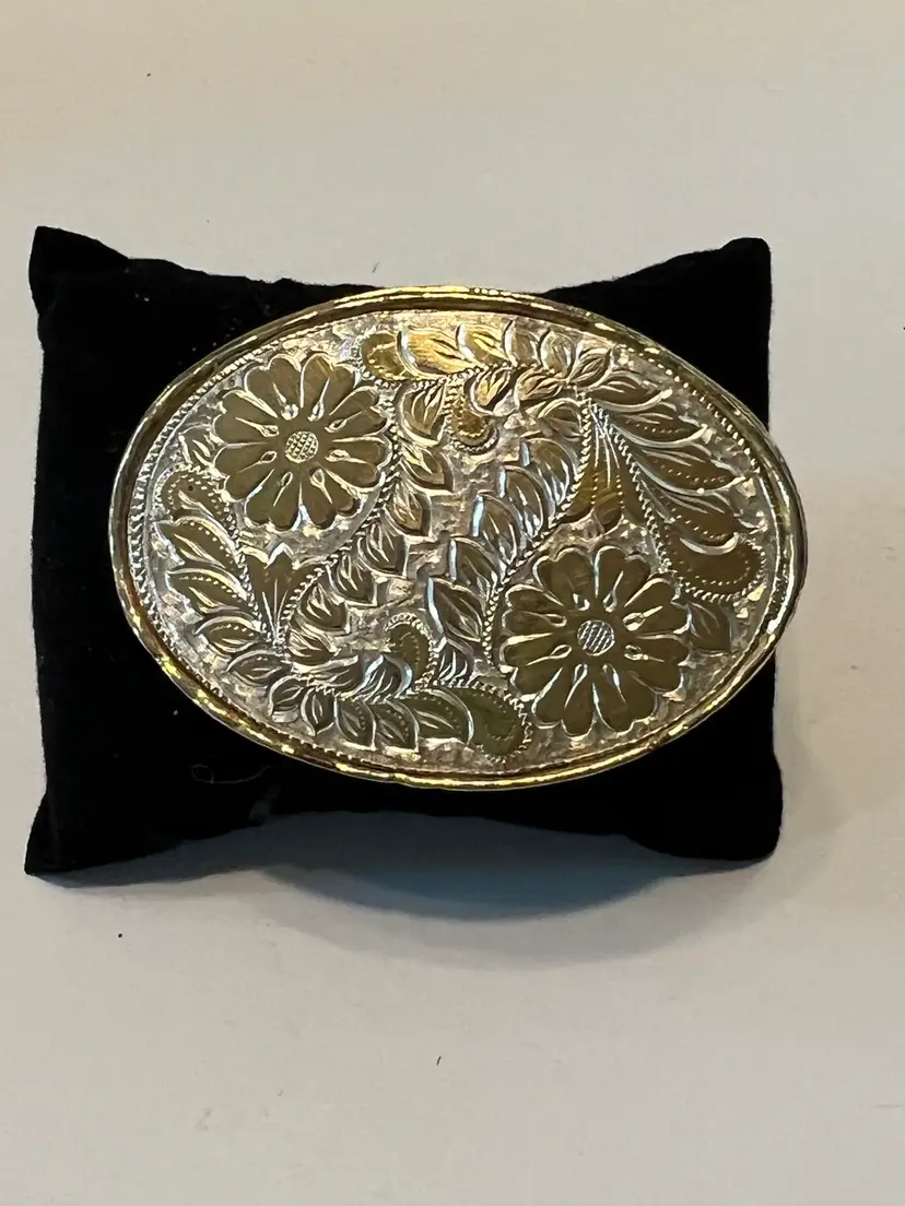 Floral Silver Tone Belt Buckle For Narrow Belt Or Child’s