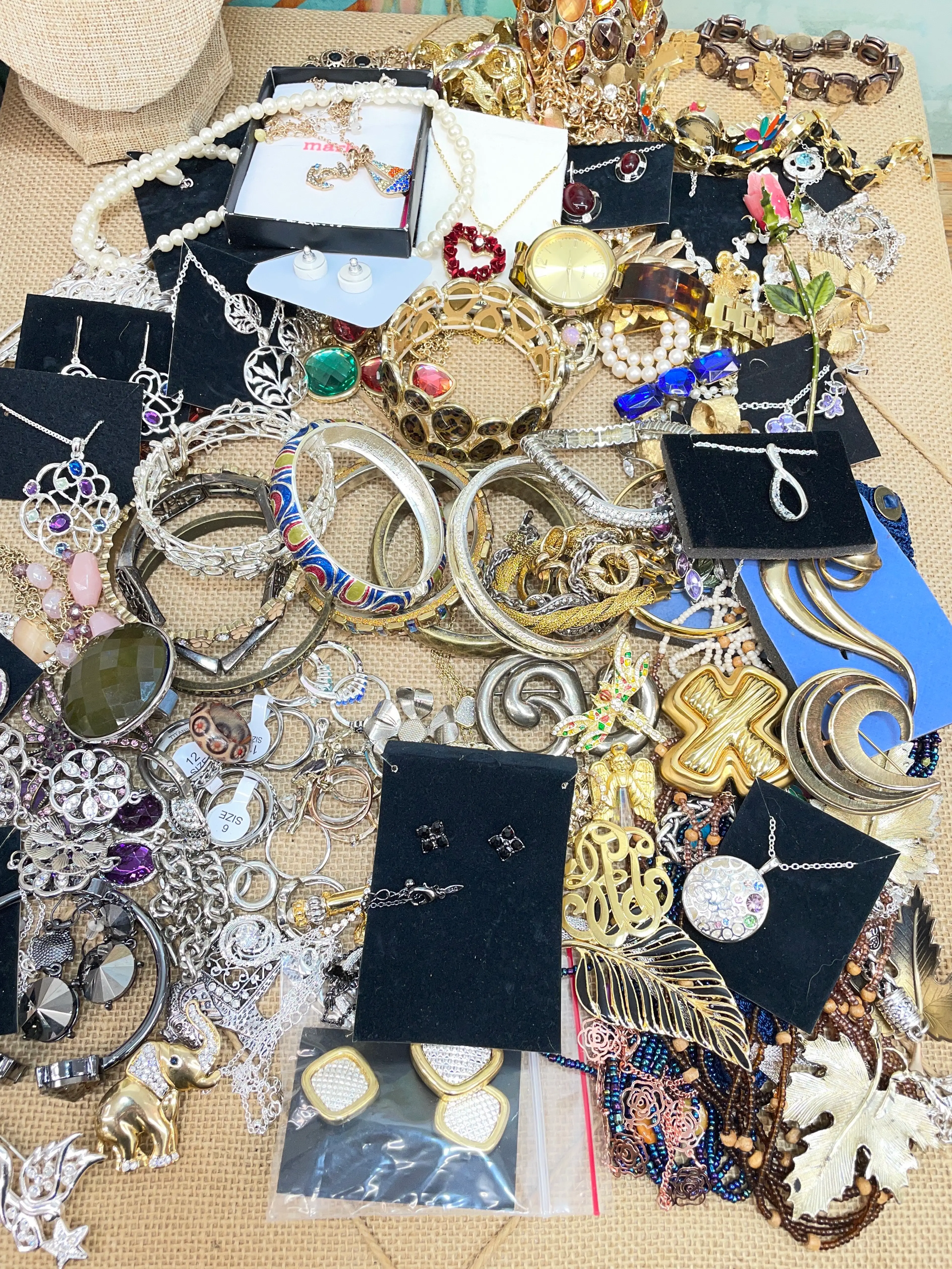 $1 SB Jewelry Jam - Closing Out Boxes