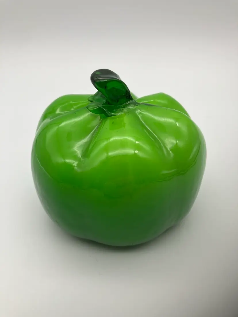 BIN - Art Glass Pepper With Applied Stem