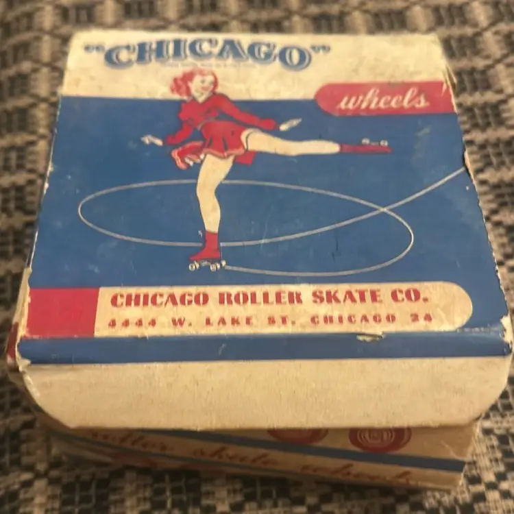 Vintage Chicago Rollerskate Wooden Wheels With Box Set Of 8