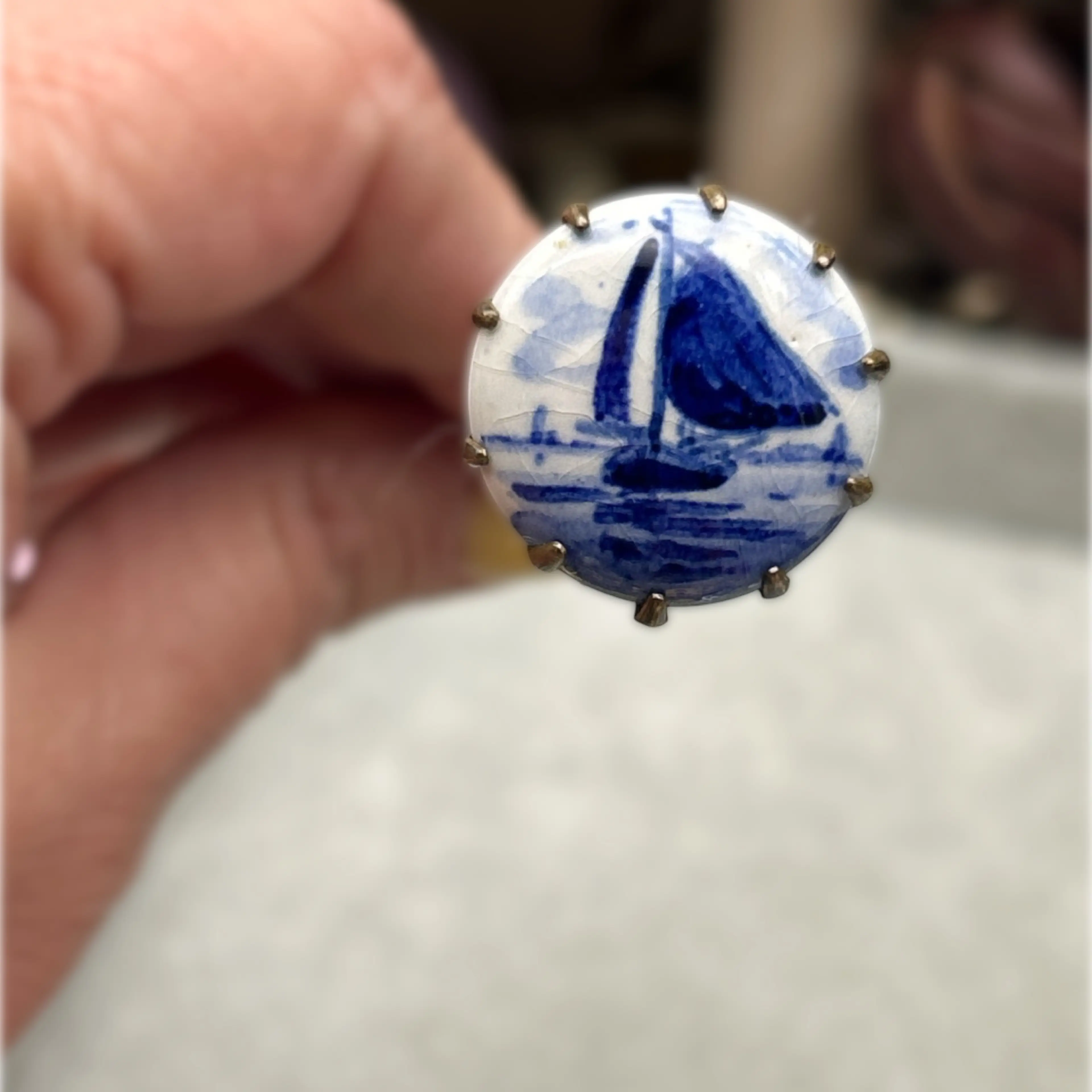 Image 2 of 4